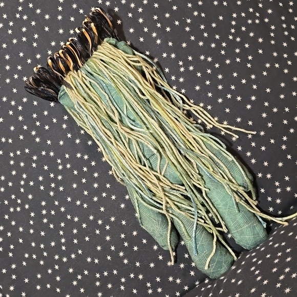 Voodoo Doll - Picture 4 of 4